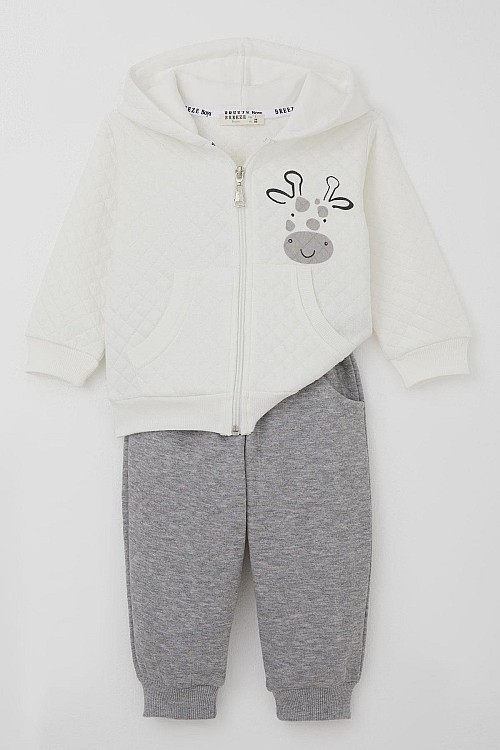Erkek Bebek Eşofman Takımı Sevimli Zürafa Baskılı Kapitone Desenli Ekru (6 Ay-1.5 Yaş)