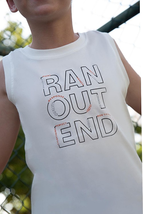 Erkek Çocuk Şortlu Takım Sıfır Kollu Yazı Baskılı Bağcık Aksesuarlı Beyaz (8-14 Yaş)