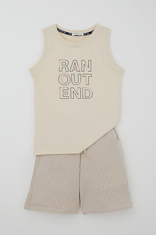 Erkek Çocuk Şortlu Takım Sıfır Kollu Yazı Baskılı Bağcık Aksesuarlı Krem (8-14 Yaş)