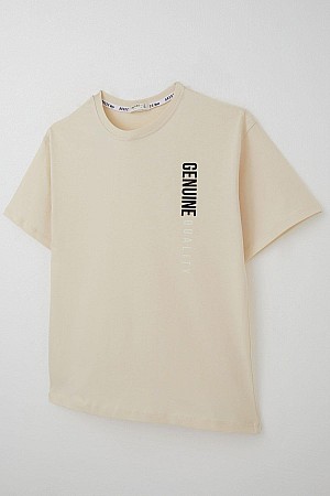 Erkek Çocuk Tişört Sırt Kısmı Yazı Baskılı Krem (9-14 Yaş) Erkek Çocuk Tişört Sırt Kısmı Yazı Baskılı Krem (9-14 Yaş)