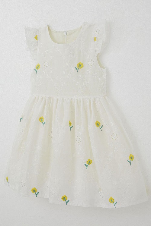 Kız Çocuk Elbise Çiçek Nakışlı Güpür Detaylı Ekru (3-7 Yaş)