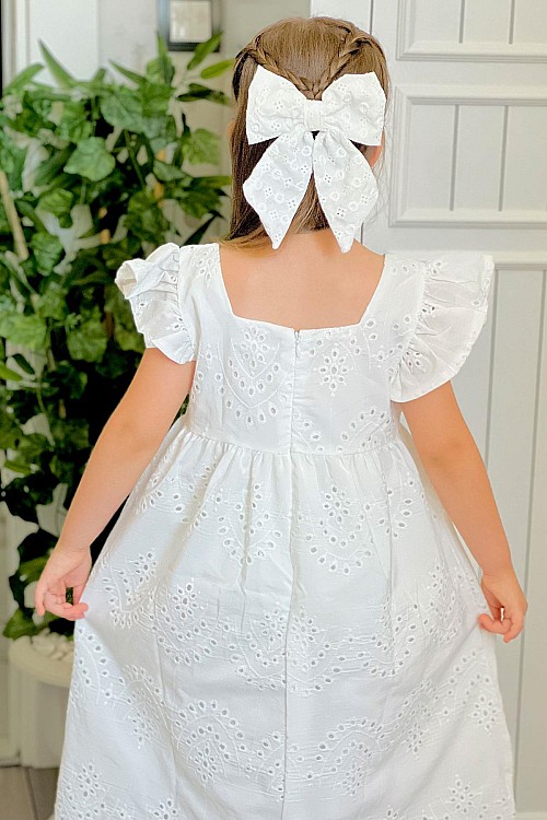 Kız Çocuk Elbise Çiçek Nakışlı Arka Kısmı Fermuarlı Ekru (3-8 Yaş)