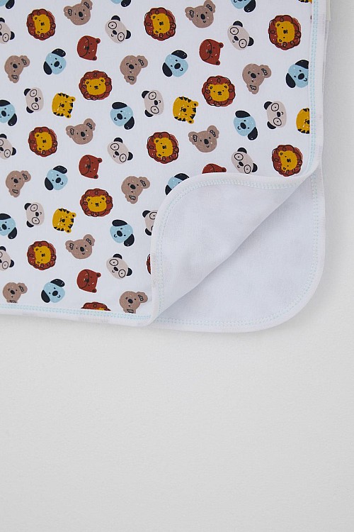 Yenidoğan Bebek Battaniyesi Sevimli Hayvancıklar Desenli Beyaz (Standart)