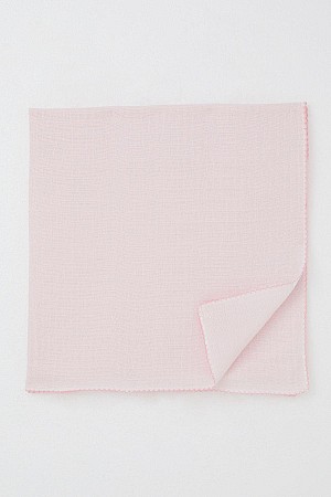 Yenidoğan Bebek Müslin Battaniye Kendinden Desenli Pembe (Standart) Yenidoğan Bebek Müslin Battaniye Kendinden Desenli Pembe (Standart)