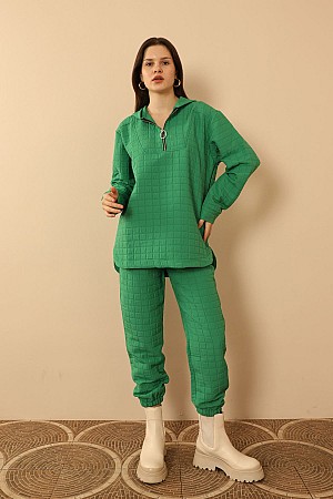 Wholesale Jacquard Fabric Large Square Hooded Women s Suit Green