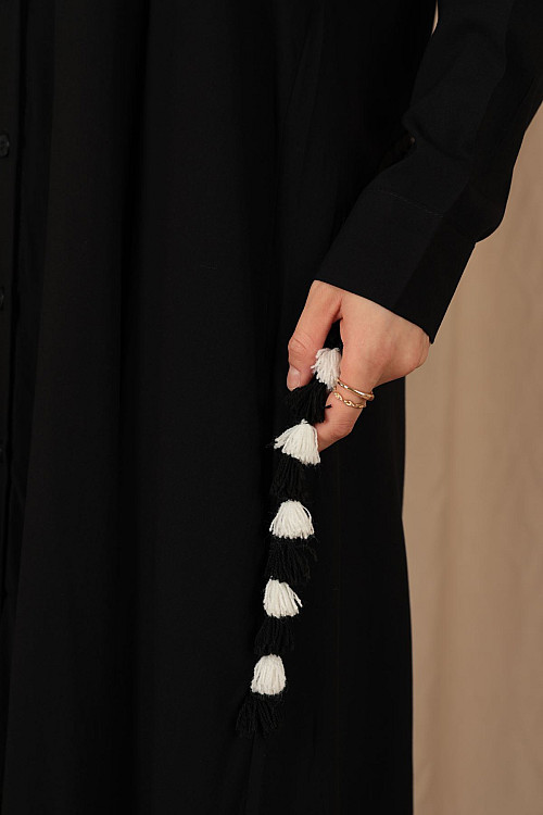 Viskon Kumaş Püskül Detaylı Düğmeli Kadın Elbise-Siyah