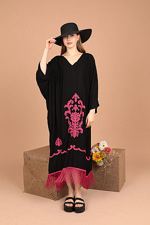 Viskon Kumaş Nakışlı Püskül Detay Kadın Elbise-Siyah-Fuşya