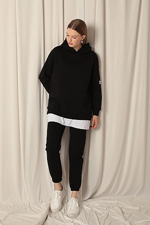 Three Thread Emblem Detail Skirt Garnished Hooded Women&#39;s Black Sweater