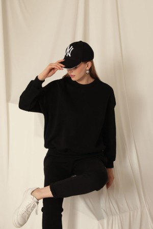 Three Thread Zero Collar Grass Women&#39;s Black Sweater