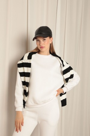 Three Thread Zero Collar Grass Women&#39;s Ecru Sweat