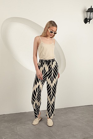 Viscose Fabric Leaf Pattern Trousers-Black