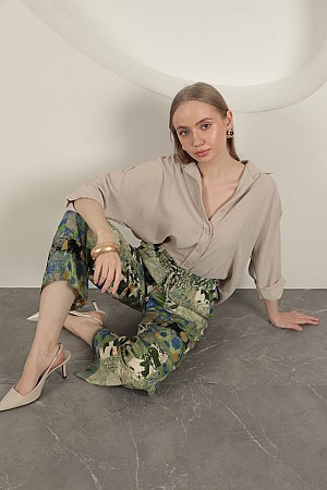 Viscose Fabric Wide Women&#39;s Trousers-Green
