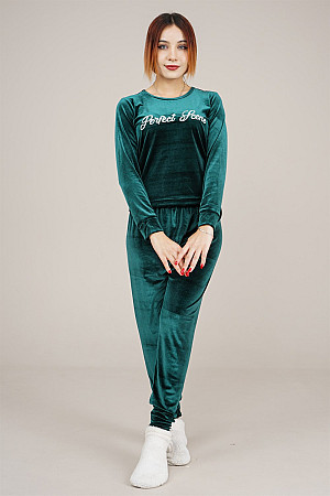 Women&#39;s Embroidery Detailed Velvet Pajama Set Emerald Green