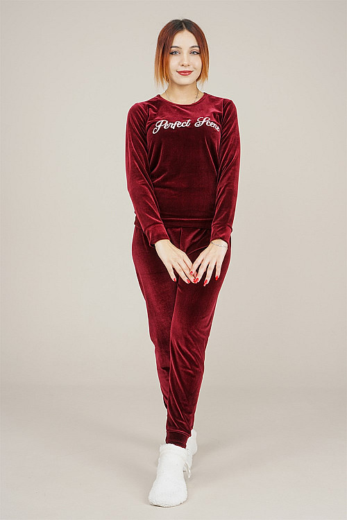Kadın Nakış Detaylı Kadife Pijama Takımı Bordo